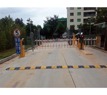 安裝「小區(qū)門禁車牌識別系統(tǒng)」的好處，90%的朋友都不知道！